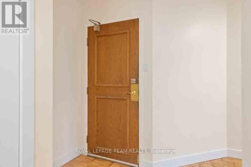 901 - 40 ARTHUR STREET , Ottawa, Ontario K1R 7T5 3