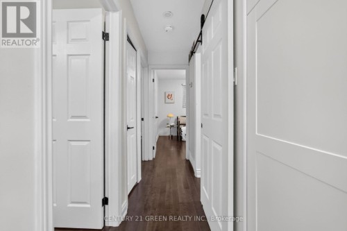 22 Quaker Crescent, Hamilton, ON 