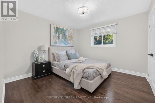 22 Quaker Crescent, Hamilton, ON 