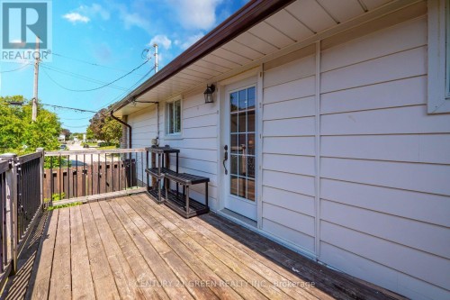 22 Quaker Crescent, Hamilton, ON 