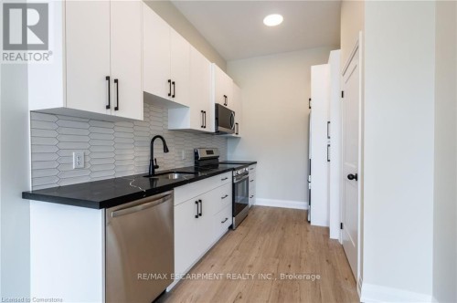 A - 728 ELEVENTH AVENUE , Hamilton, Ontario L8T 2K8 5