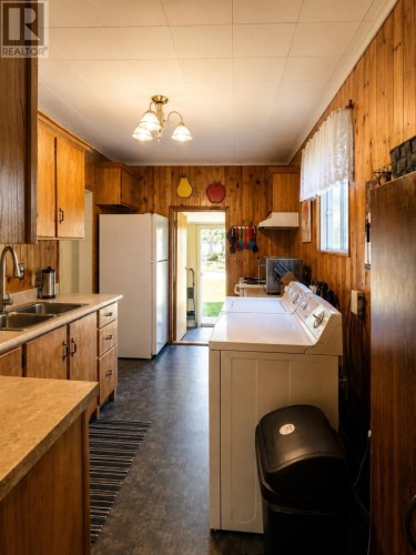 Kitchen - 7 Cavell Avenue, St. John'S, NL 