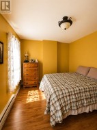 Primary Bedroom - 