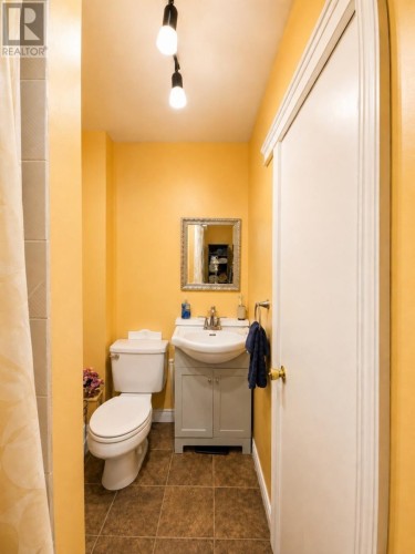Bathroom - 7 Cavell Avenue, St. John'S, NL 