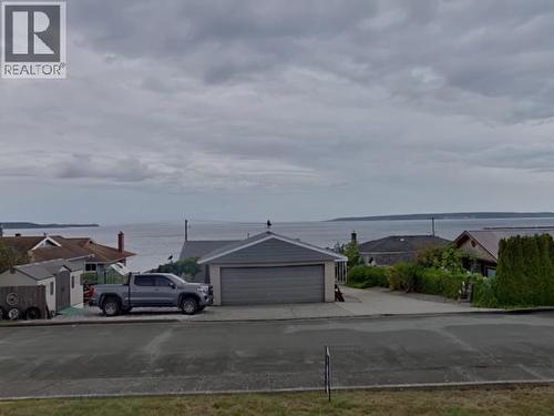 4038 Whalen Ave, Powell River, BC 