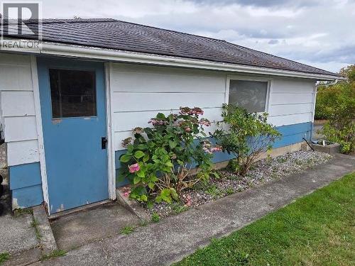 4038 Whalen Ave, Powell River, BC 