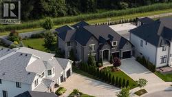 6005 Silver Maple Lasalle, ON N9H 0L6
