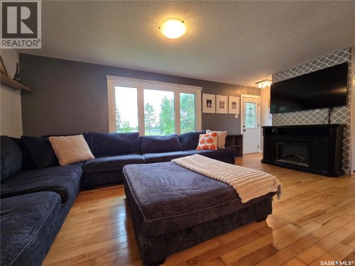 1205 Douglas Road, Weyburn, SK 