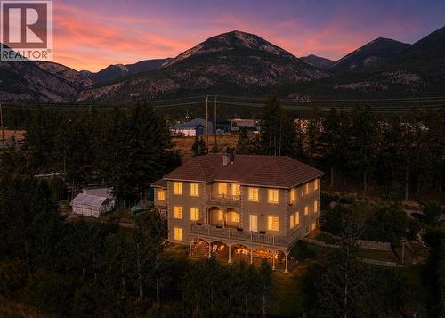 456 Lakeview Road, Invermere, BC 