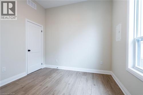 728 ELEVENTH Avenue Unit# B , Hamilton, Ontario L8T 2K8 5