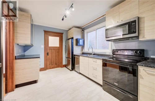 156 Glasgow Street, Kitchener, ON 