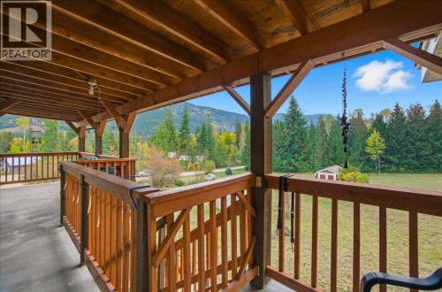 2413 Doukhobour Road, Castlegar, BC 