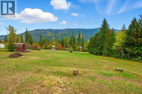 2413 Doukhobour Road, Castlegar, BC 