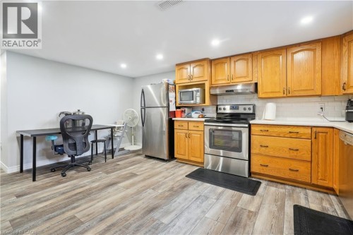 13 Beaucourt Place Unit# Lower, Hamilton, ON 