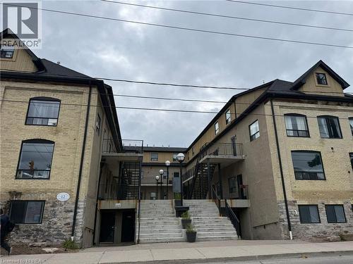 12 BRIDGEPORT Road E Unit# 18  Waterloo, ON N2J 2J3