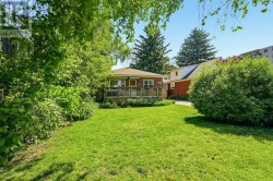 337 ST. PAUL STREET  Burlington, ON L7R 3K2