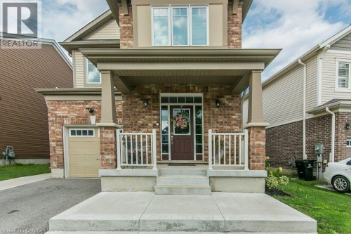 43 Compass Trail, Cambridge, ON 