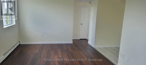 602 - 5 AVON ROAD , St. Thomas, Ontario N5P 3Y3 2