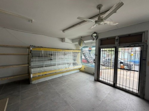 Commerce - 2900 Rue Allard, Montréal (Le Sud-Ouest), QC 