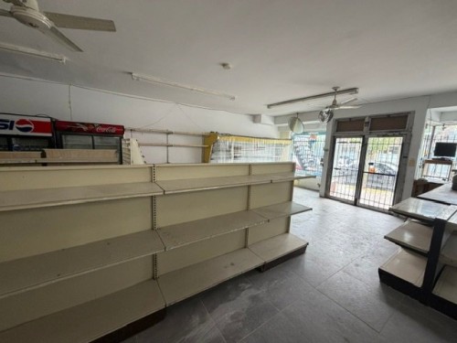 Commerce - 2900 Rue Allard, Montréal (Le Sud-Ouest), QC 