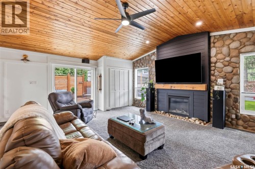 207 113Th Street W, Saskatoon, SK 