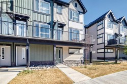 30 Evanscrest Park NW  Calgary, AB T3P 1R3