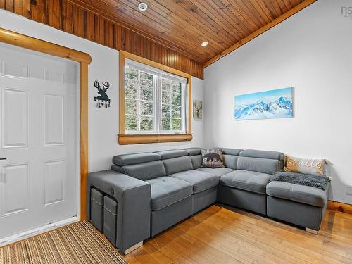 74 Lorenzos Way, Sutherland Lake, NS 