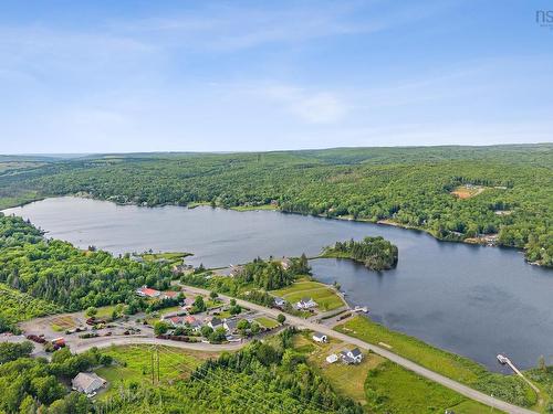 74 Lorenzos Way, Sutherland Lake, NS 