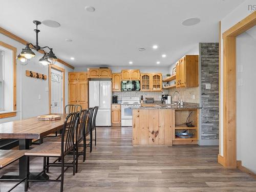 74 Lorenzos Way, Sutherland Lake, NS 
