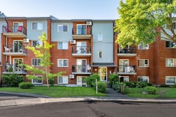 402-655 Place Chomedey  Laval (Chomedey), QC H7V 4B6