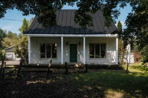 880 Rg de l'Achigan S.  L'Épiphanie, QC J5X 3M7