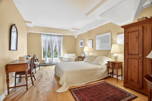 Chambre à coucher principale - 201-828 Av. Querbes, Montréal (Outremont), QC 