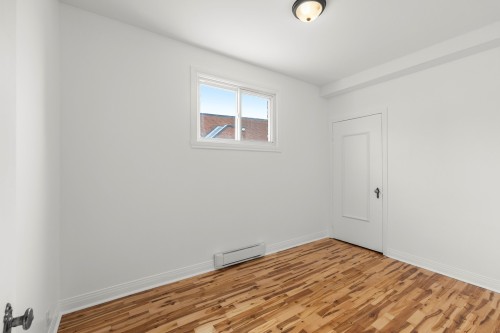 Bedroom - 30A Rue Ste-Anne, Sainte-Anne-De-Bellevue, QC 