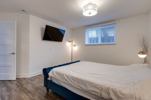 Chambre à coucher principale - 33A Av. Sauriol, Laval (Laval-Des-Rapides), QC 