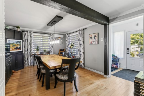 Salle à manger - 42 Rue Perron, Châteauguay, QC 