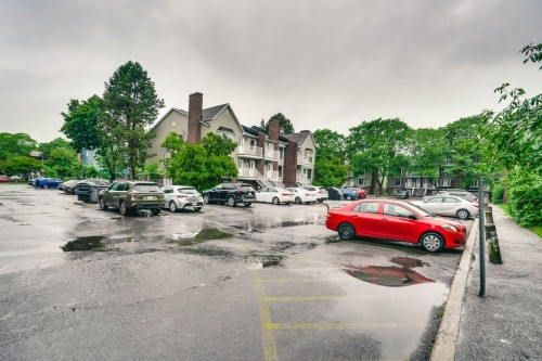 Parking - 74-165 Av. Des Jonquilles, Gatineau (Hull), QC 