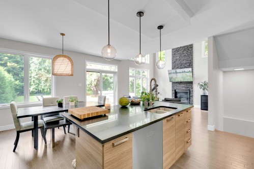 Kitchen - 13 Av. Hochar, Saint-Sauveur, QC 
