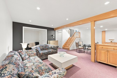 Salle familiale - 17075 Av. St-Onge, Saint-Hyacinthe, QC 