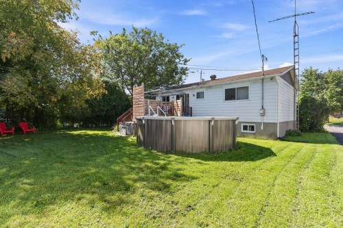 Courtyard - 78 Rue Marleau, Mercier, QC 
