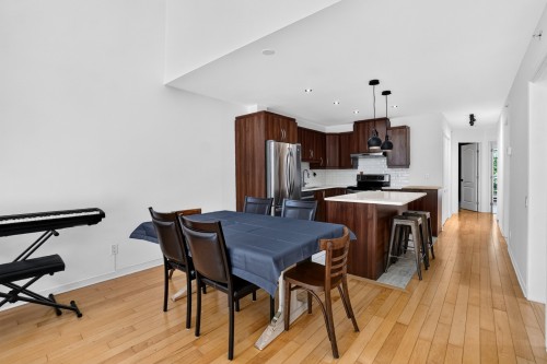 Salle à manger - 5-18 Av. Ste-Hélène, Saint-Lambert, QC 