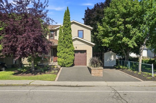650 Rue des Pinsons  Longueuil (Le Vieux-Longueuil), QC J4G 2L2