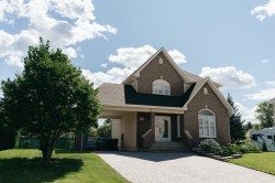 635 Rue du Chemin-du-Golf Saguenay (Chicoutimi), QC G7H 5A7