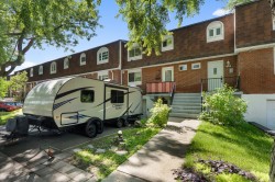 775Z Tsse Jacques-Léonard Montréal (Rivière-Des-Prairies/Pointe-Aux-Trembles), QC H1A 3K4