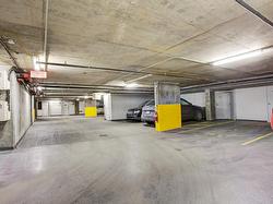 1220F Rue Crescent  Montréal (Ville-Marie), QC H3G 2A9