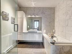 Ensuite bathroom - 