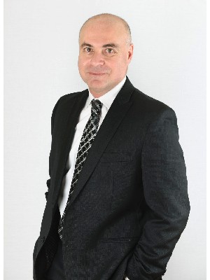 Steve Sirmakesyan, Propriétaire - Laval, QC