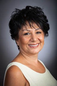 Homa Sharifi, Sales Representative - Ancaster, ON