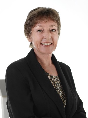 Carolyn Brady, Sales Representative - Port Colborne, ON
