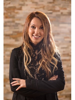 Daniela Pupi, Sales Representative - Stoney Creek, ON