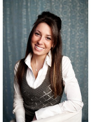 Sara LoGrasso, Sales Representative - Vaughan, ON